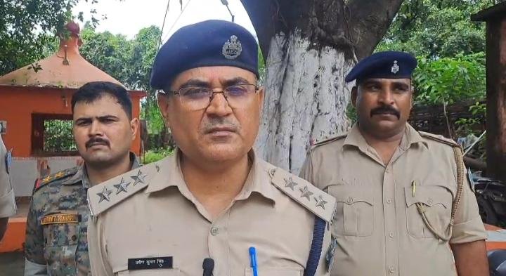 पीएम श्री मध्य विद्यालय नया बाजार में नहीं बना मध्यान भोजन, बच्चे रहे भूखे पीएम श्री मध्य विद्यालय नया बाजार में नहीं बना मध्यान भोजन, बच्चे रहे भूखे