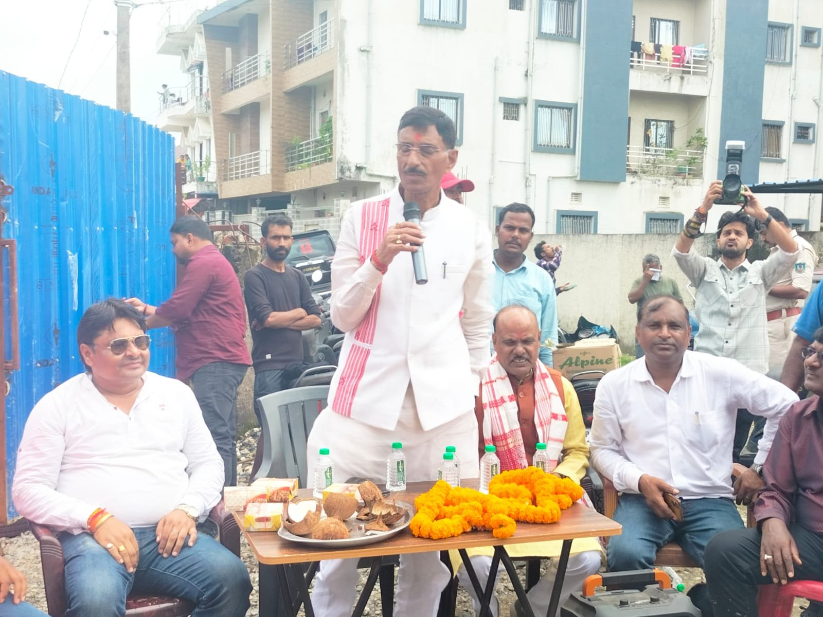 जगत पुरम कॉलोनी अपने आप में अयोध्या के समान कॉलोनी जगत पुरम कॉलोनी अपने आप में अयोध्या के समान कॉलोनी