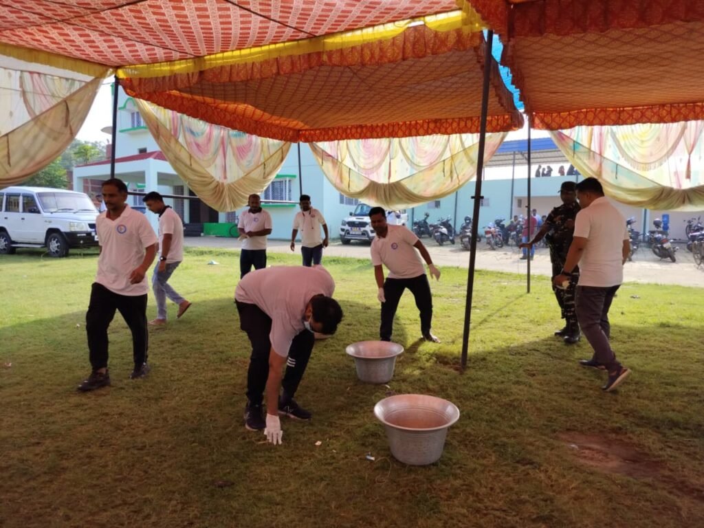 लातेहार में स्वच्छता ही सेवा अभियान 2025 का आयोजन