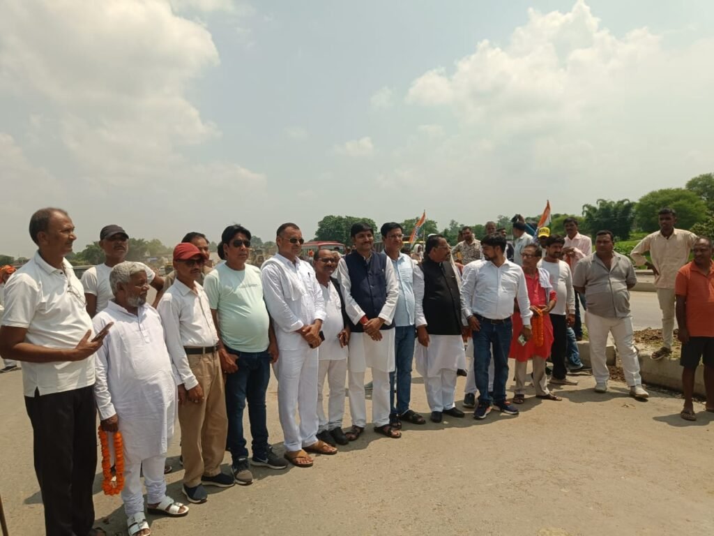 कांग्रेस जिला अध्यक्ष चुनाव में विवेका त्रिपाठी ने दिखाई अपनी ताकत