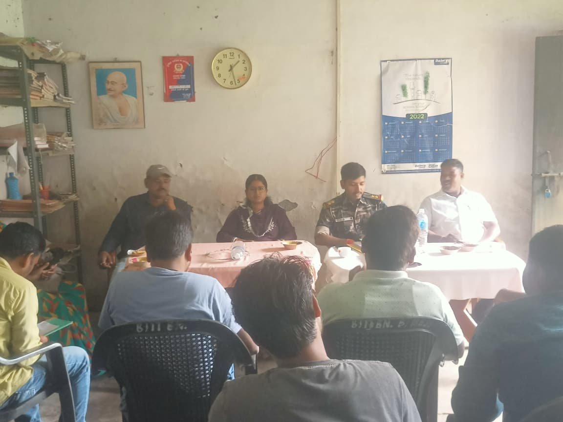 आगामी दुर्गा पूजा को लेकर शांति समिति की बैठक में सुरक्षा व्यवस्था पर खास निर्देश आगामी दुर्गा पूजा को लेकर शांति समिति की बैठक में सुरक्षा व्यवस्था पर खास निर्देश