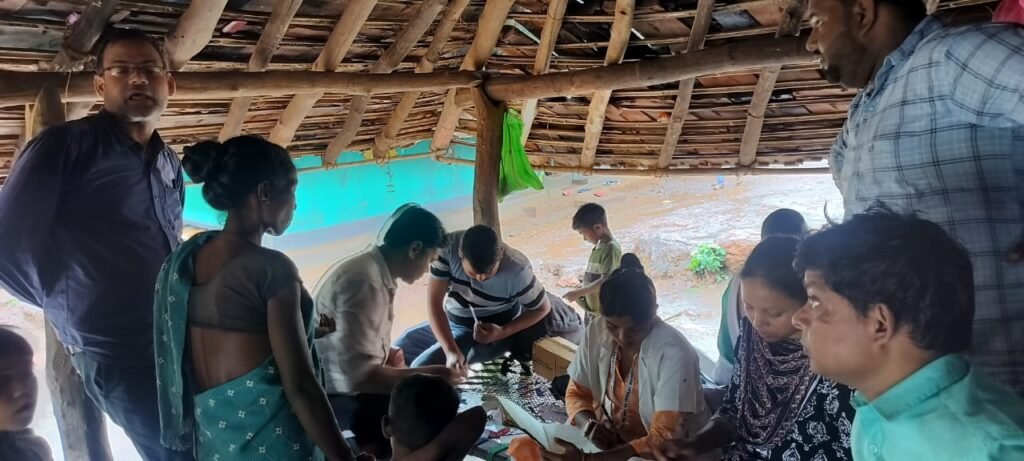 धपानी पहाड़ में हेल्थ कैम्प: 6 मलेरिया लक्षण वाले मरीज मिले धपानी पहाड़ में हेल्थ कैम्प: 6 मलेरिया लक्षण वाले मरीज मिले
