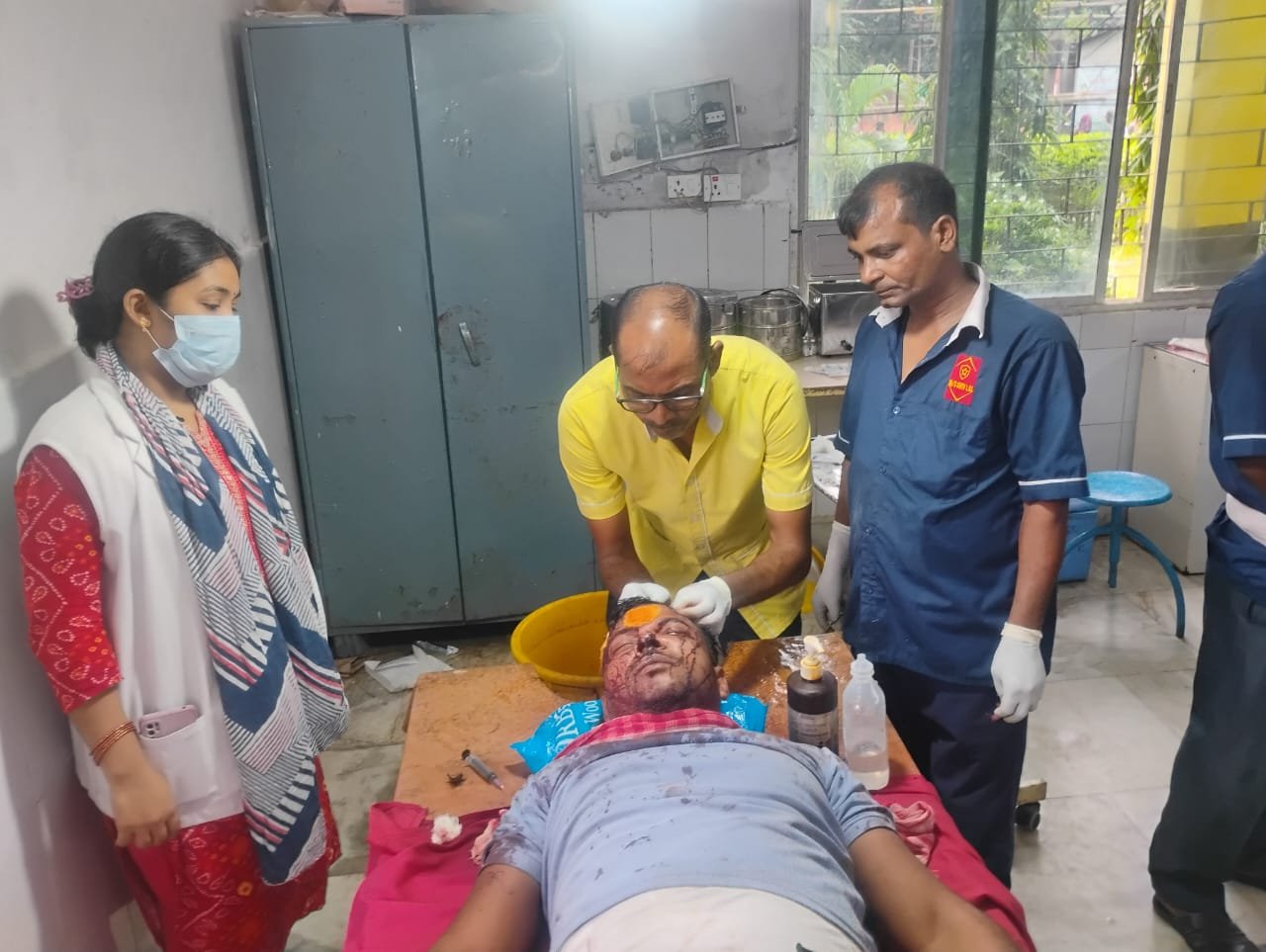 जमीन विवाद में हुई मारपीट में चार लोग घायल जमीन विवाद में हुई मारपीट में चार लोग घायल