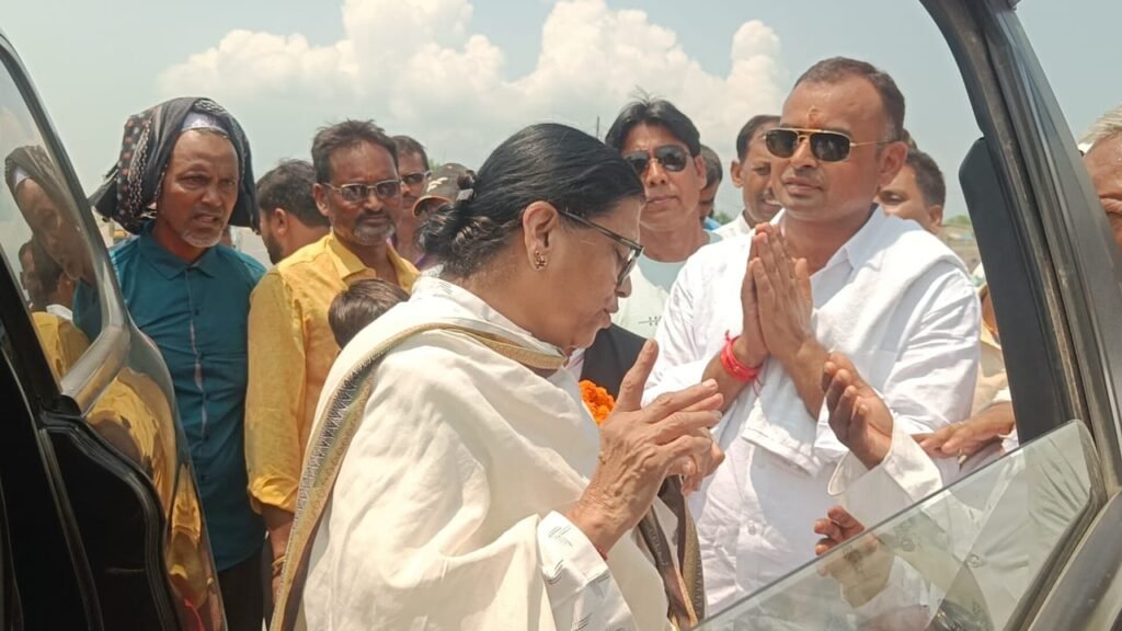 कांग्रेस जिला अध्यक्ष चुनाव में विवेका त्रिपाठी ने दिखाई अपनी ताकत