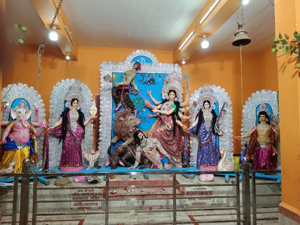 मिर्जाचौकी में नवरात्र उत्सव, मां कात्यायनी की भक्ति में उमड़े श्रद्धालु