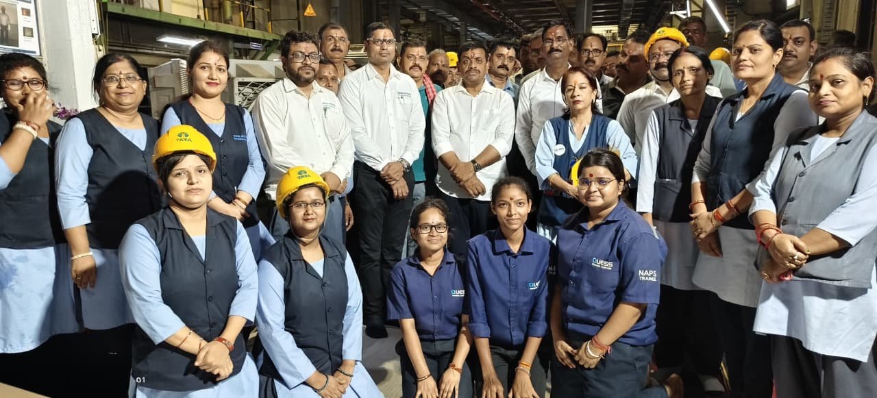 टाटा मोटर्स के विभिन्न डिवीजनों में विश्वकर्मा पूजा आयोजित टाटा मोटर्स के विभिन्न डिवीजनों में विश्वकर्मा पूजा आयोजित