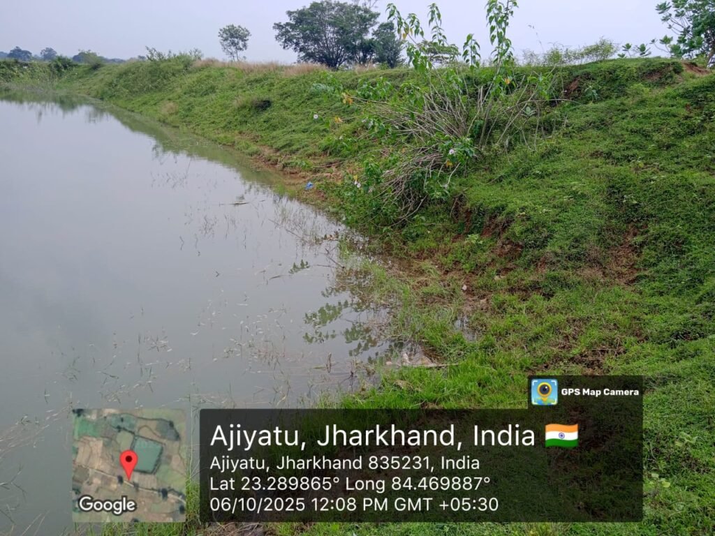 रुकी पंचायत के बड़ा अजियातु में तालाब सीढ़ी निर्माण 15वें वित्त योजना में भ्रष्टाचार का आरोप