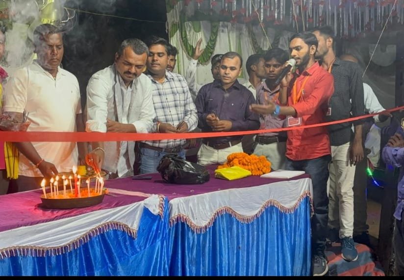 दीपावली के शुभ अवसर पर भक्ति जागरण कार्यक्रम का हुआ आयोजन दीपावली के शुभ अवसर पर भक्ति जागरण कार्यक्रम का हुआ आयोजन