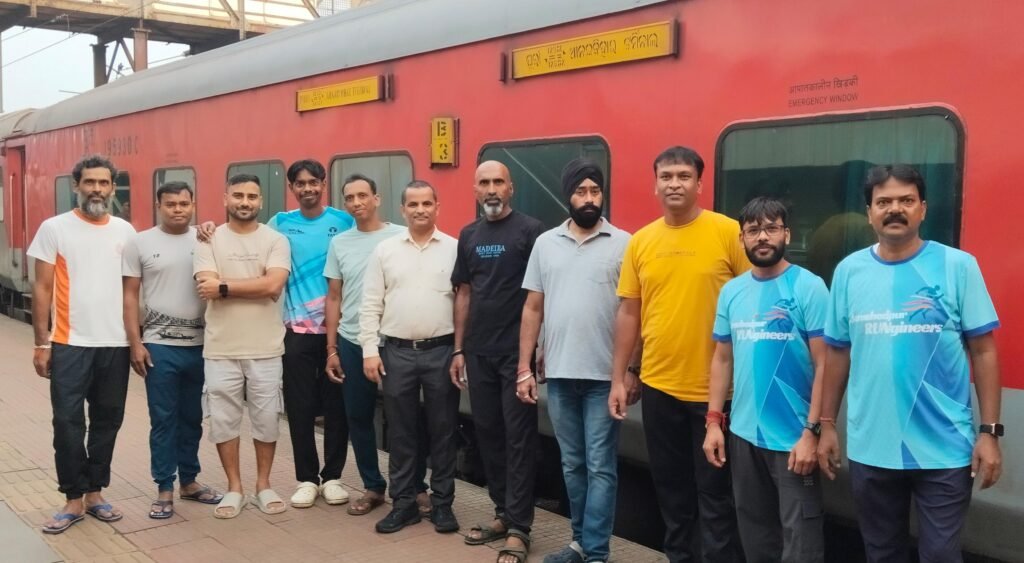 जमशेदपुर रनजीनियर्स व जमशेदपुर रोड़ रनर्स के धावक हाफ मैराथन में हिस्सा लेने के लिए दिल्ली रवाना जमशेदपुर रनजीनियर्स व जमशेदपुर रोड़ रनर्स के धावक हाफ मैराथन में हिस्सा लेने के लिए दिल्ली रवाना