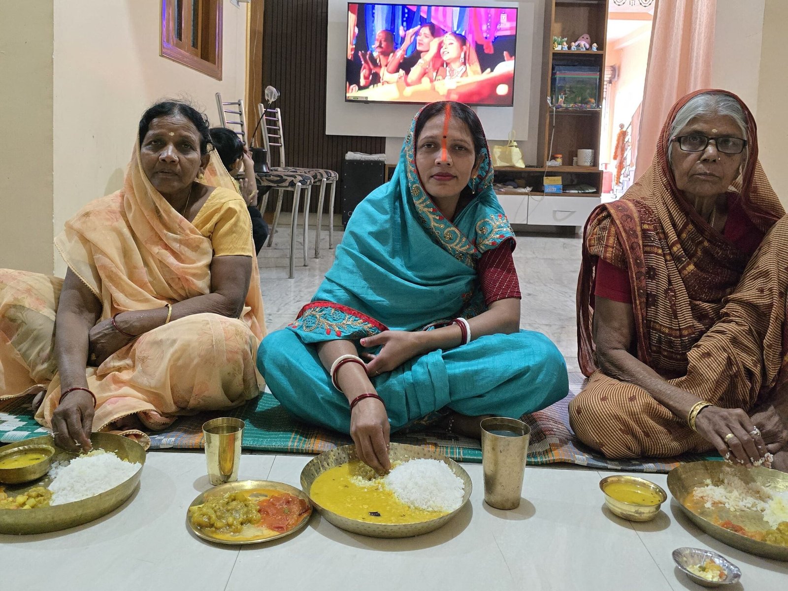 लोक आस्था का महापर्व छठ नहाय-खाय के साथ चार दिवसीय छठ महापर्व शुरू हुआ