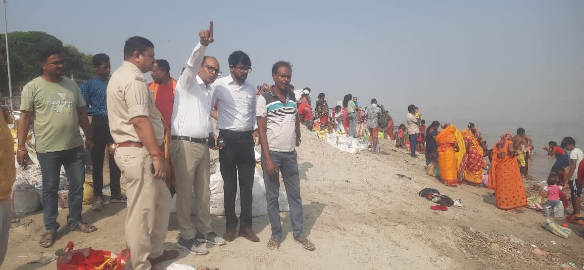 एसडीओ,एसडीपीओ ने किया छठ घाटों का निरीक्षण