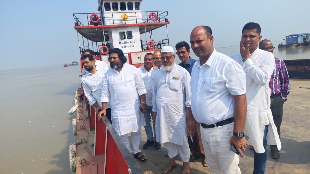 राजमहल सांसद विजय हांसदा ने किया छठ घाटों का निरीक्षण राजमहल सांसद विजय हांसदा ने किया छठ घाटों का निरीक्षण