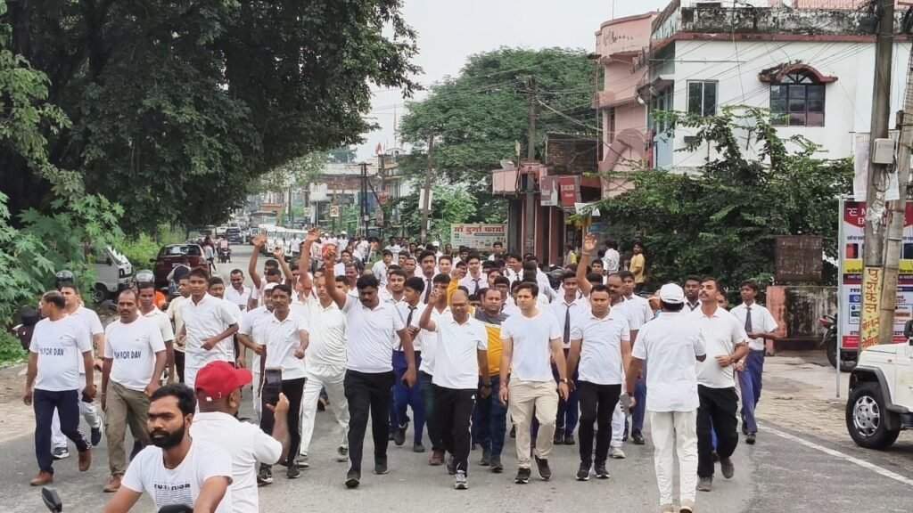 "गोमिया में 'रन फॉर यूनिटी' का आयोजन, एकता और अखंडता का दिया संदेश"