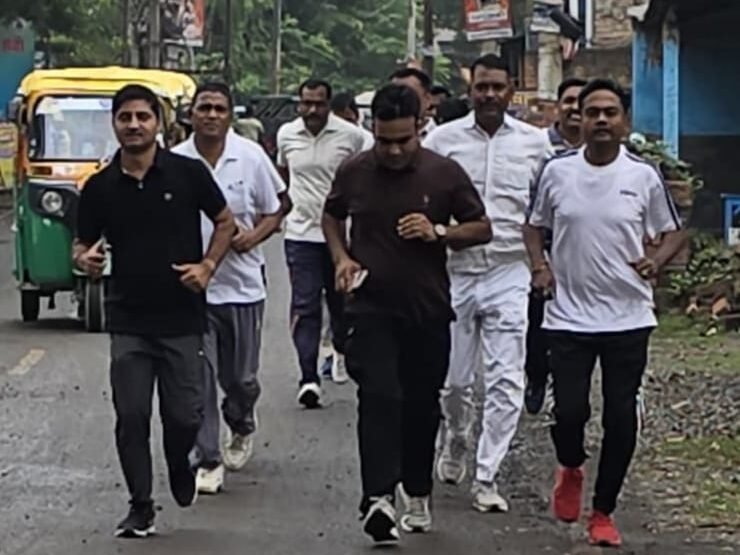 सरदार वल्लभभाई पटेल की150वीं जयंती पर बरहरवा में ‘रन फॉर यूनिटी’मैराथन का आयोजन सरदार वल्लभभाई पटेल की150वीं जयंती पर बरहरवा में ‘रन फॉर यूनिटी’मैराथन का आयोजन