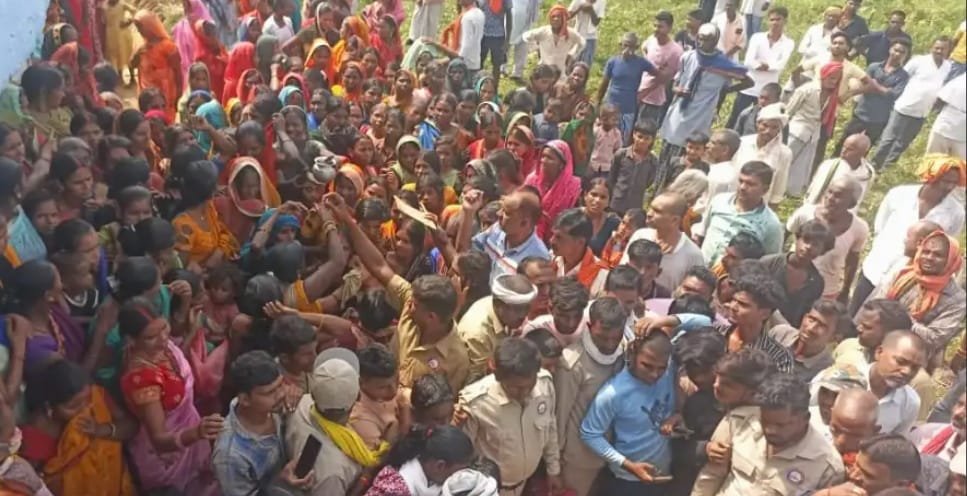 उड़ीसा में सड़क हादसे में सगमा गांव के युवक की मौत, गांव में छाया मातम उड़ीसा में सड़क हादसे में सगमा गांव के युवक की मौत, गांव में छाया मातम
