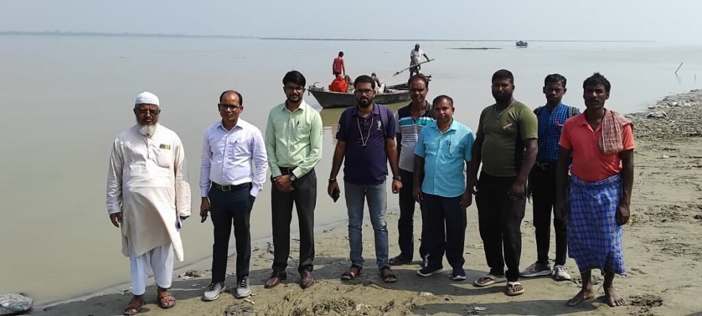 एसडीओ ने किया छठ घाटों का निरीक्षण