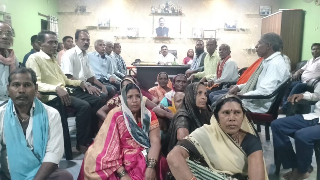 स्वांग वासरी के मजदूरों के स्थायीकरण को लेकर यूनियन का प्रेस कॉन्फ्रेंस, फर्जीवाड़े का आरोप स्वांग वासरी के मजदूरों के स्थायीकरण को लेकर यूनियन का प्रेस कॉन्फ्रेंस, फर्जीवाड़े का आरोप