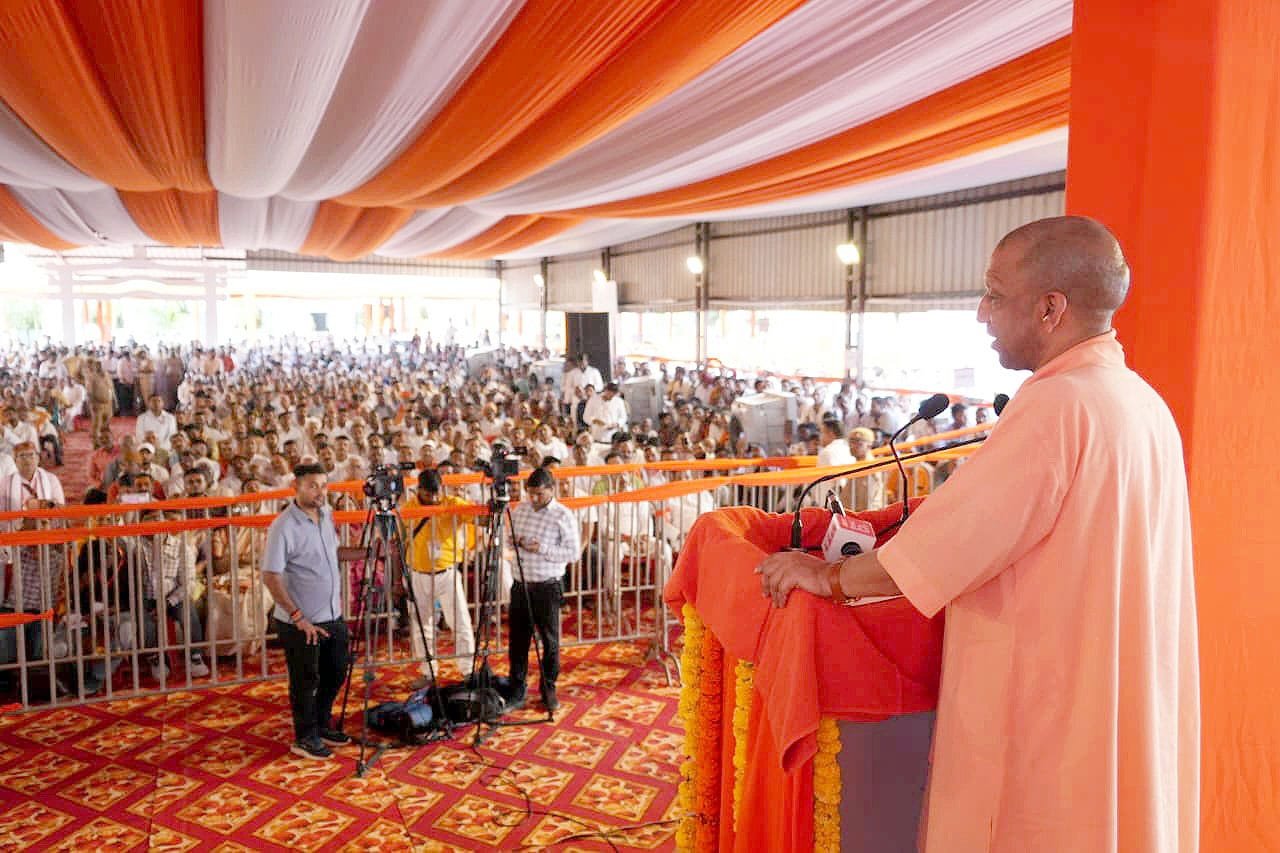सिद्ध संतों की पावन तपोस्थली भुड़कुड़ा में ‘प्रबुद्धजन संवाद संगम’ आयोजित सिद्ध संतों की पावन तपोस्थली भुड़कुड़ा में ‘प्रबुद्धजन संवाद संगम’ आयोजित