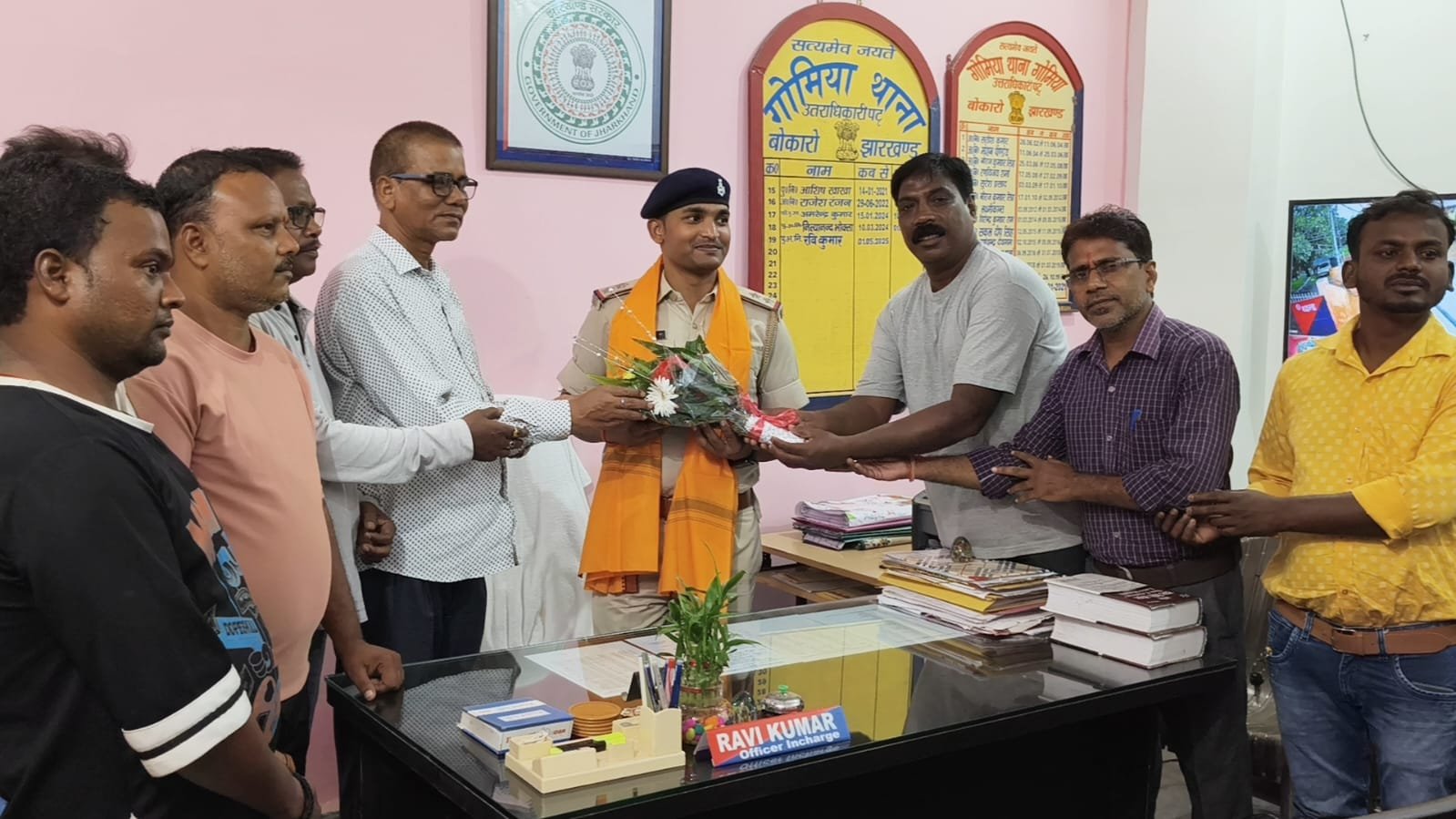 गोमिया में शांति पूर्ण दुर्गा पूजा पर पुलिस प्रशासन की सराहना