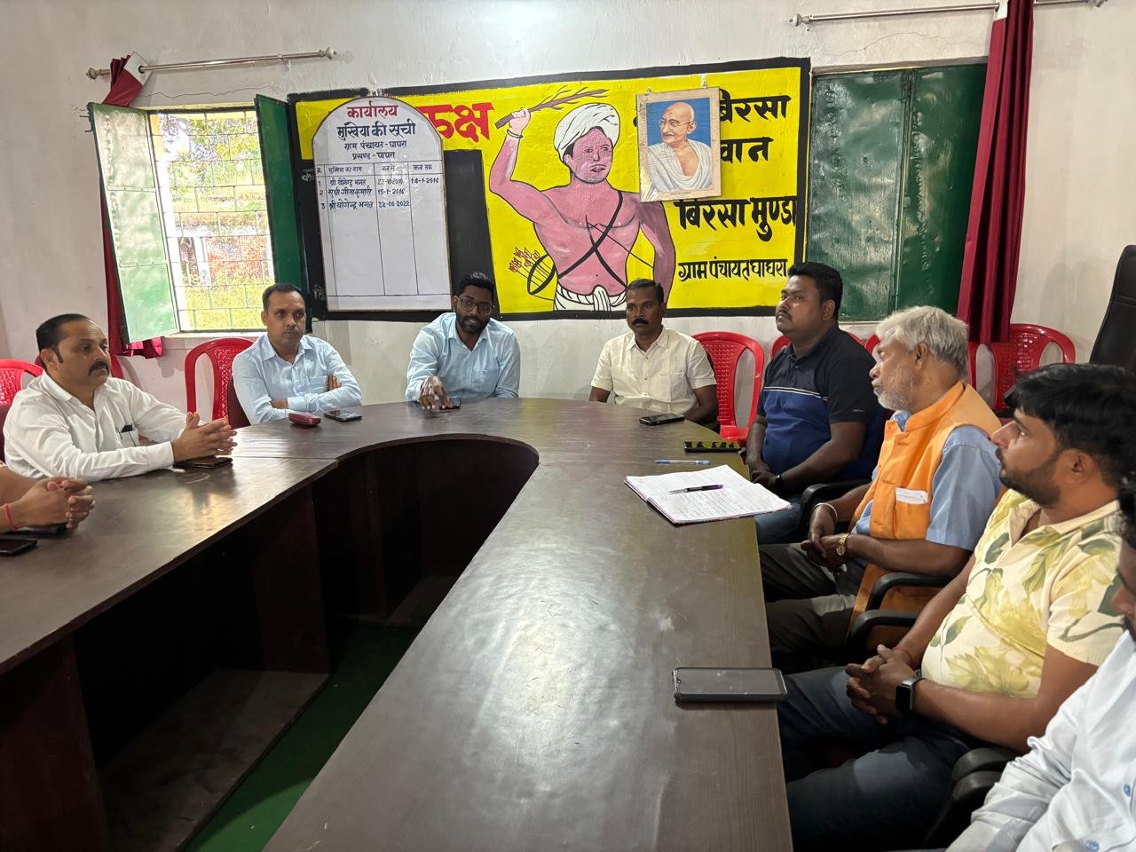 घाघरा पंचायत सचिवालय में स्वच्छता और कचरा प्रबंधन को लेकर बैठक का हुआ आयोजन घाघरा पंचायत सचिवालय में स्वच्छता और कचरा प्रबंधन को लेकर बैठक का हुआ आयोजन