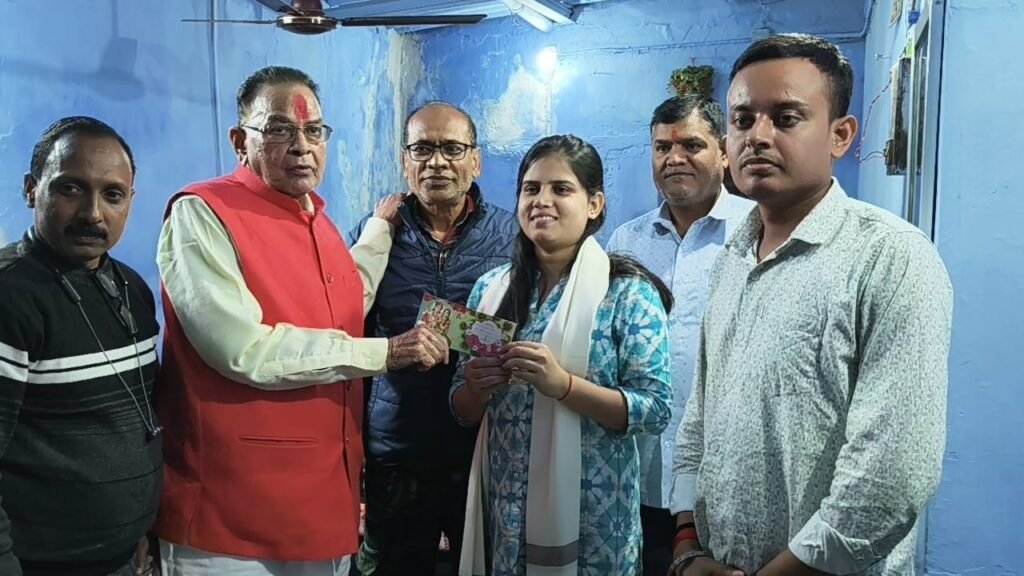 स्वांग वन सी की श्वेता कुमारी ने सीए की परीक्षा में सफलता हासिल कर क्षेत्र का नाम रौशन किया :माधव लाल सिंह स्वांग वन सी की श्वेता कुमारी ने सीए की परीक्षा में सफलता हासिल कर क्षेत्र का नाम रौशन किया :माधव लाल सिंह