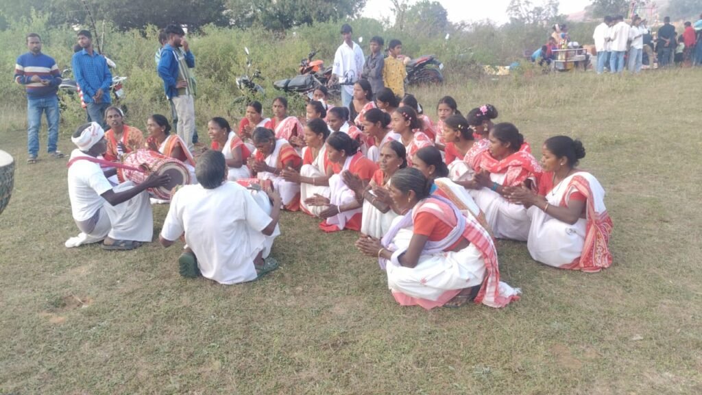 नौनी गांव में पांचों पांडव मेला का हुआ भव्य आयोजन,सांस्कृतिक परंपरा की झलक देख झूमे लोग नौनी गांव में पांचों पांडव मेला का हुआ भव्य आयोजन,सांस्कृतिक परंपरा की झलक देख झूमे लोग
