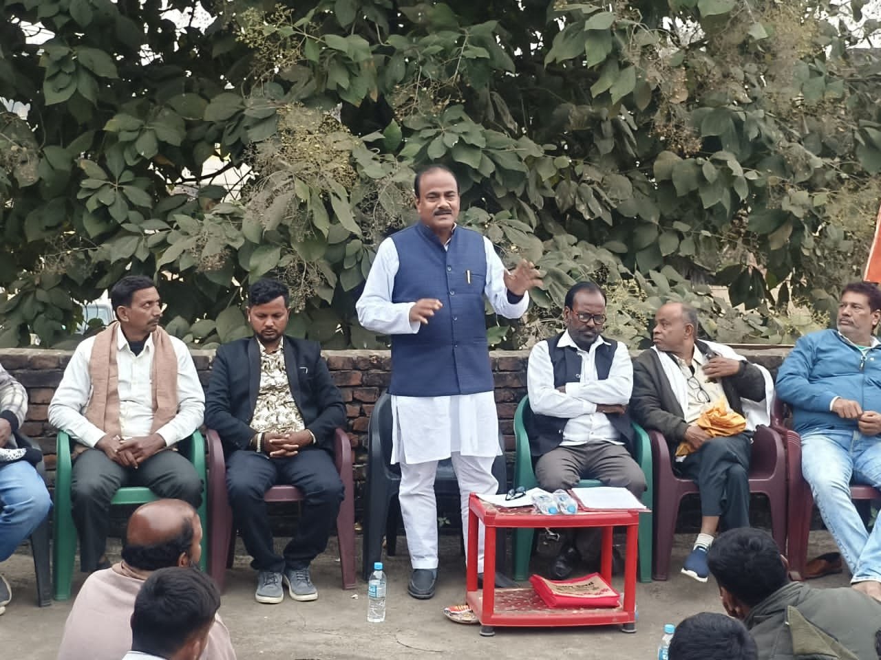 उधवा में कांग्रेस प्रखंड कमिटी की बैठक आयोजित उधवा में कांग्रेस प्रखंड कमिटी की बैठक आयोजित