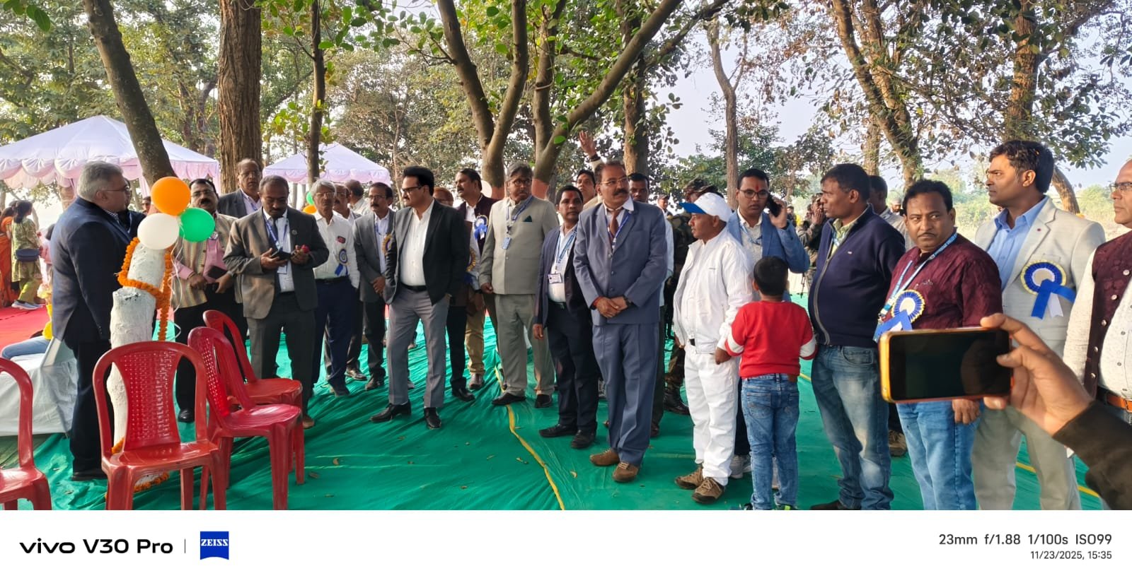 चिदरी पंचायत के जरकुंडा में डीवीसी टीम का दौरा,केज कल्चर प्रोजेक्ट का निरीक्षण चिदरी पंचायत के जरकुंडा में डीवीसी टीम का दौरा,केज कल्चर प्रोजेक्ट का निरीक्षण