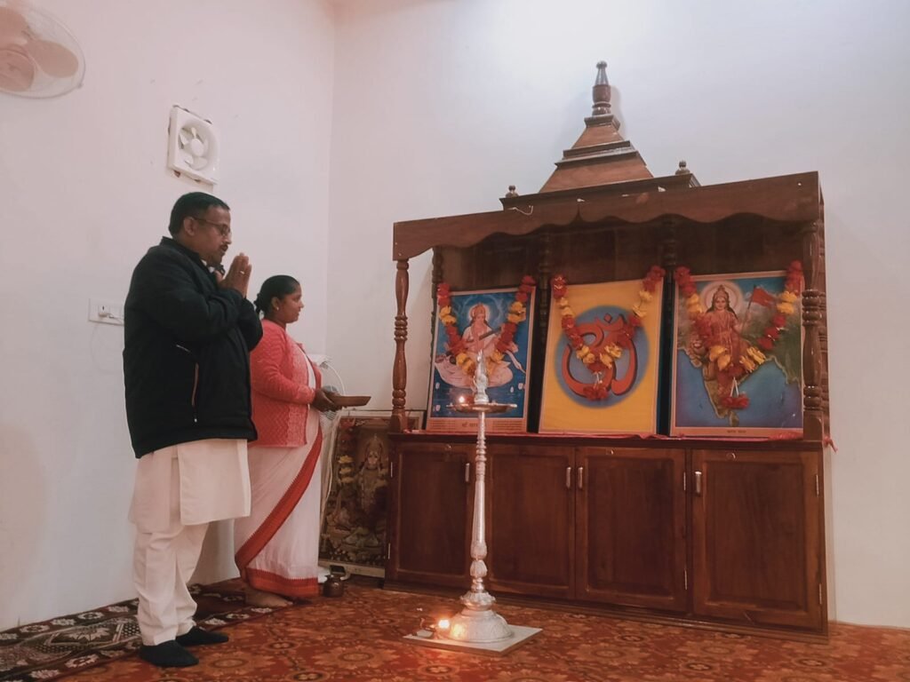 सरस्वती विद्या मंदिर लातेहार में मासांत बैठक आयोजित,उत्कृष्ट शिक्षक व स्टाफ सम्मानित सरस्वती विद्या मंदिर लातेहार में मासांत बैठक आयोजित,उत्कृष्ट शिक्षक व स्टाफ सम्मानित