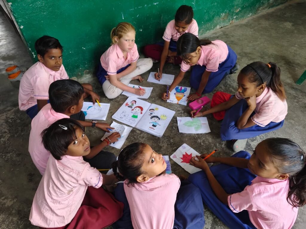 मंडरो प्रखंड के सभी संस्थानों में संविधान दिवस मनाया गया,विभिन्न विद्यालयों में छात्रों ने प्रस्तुत किए सांस्कृतिक कार्यक्रम मंडरो प्रखंड के सभी संस्थानों में संविधान दिवस मनाया गया,विभिन्न विद्यालयों में छात्रों ने प्रस्तुत किए सांस्कृतिक कार्यक्रम
