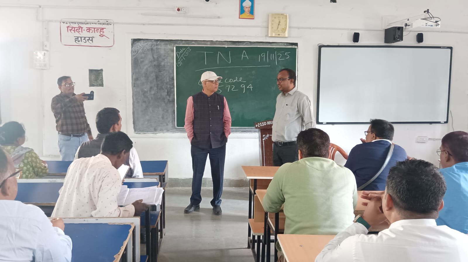 टीएनए राउंड दो का प्रशिक्षण,निरीक्षण में पहुंचे डीईओ,शिक्षकों को दिए कई दिशा निर्देश