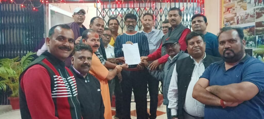 खलारी पत्रकार संघ ने रांची प्रेस क्लब में सदस्यता शुल्क कम करने की मांग रखी