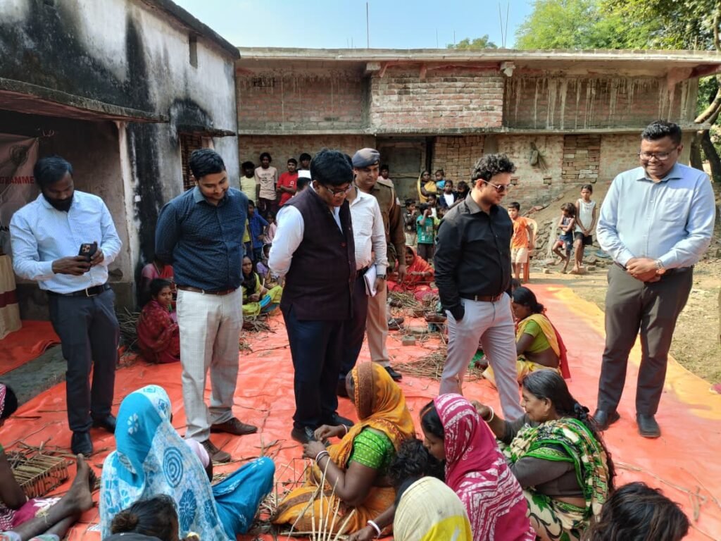 उपायुक्त ने ‘सरकार आपके द्वार’ कार्यक्रम का किया निरीक्षण उपायुक्त ने ‘सरकार आपके द्वार’ कार्यक्रम का किया निरीक्षण