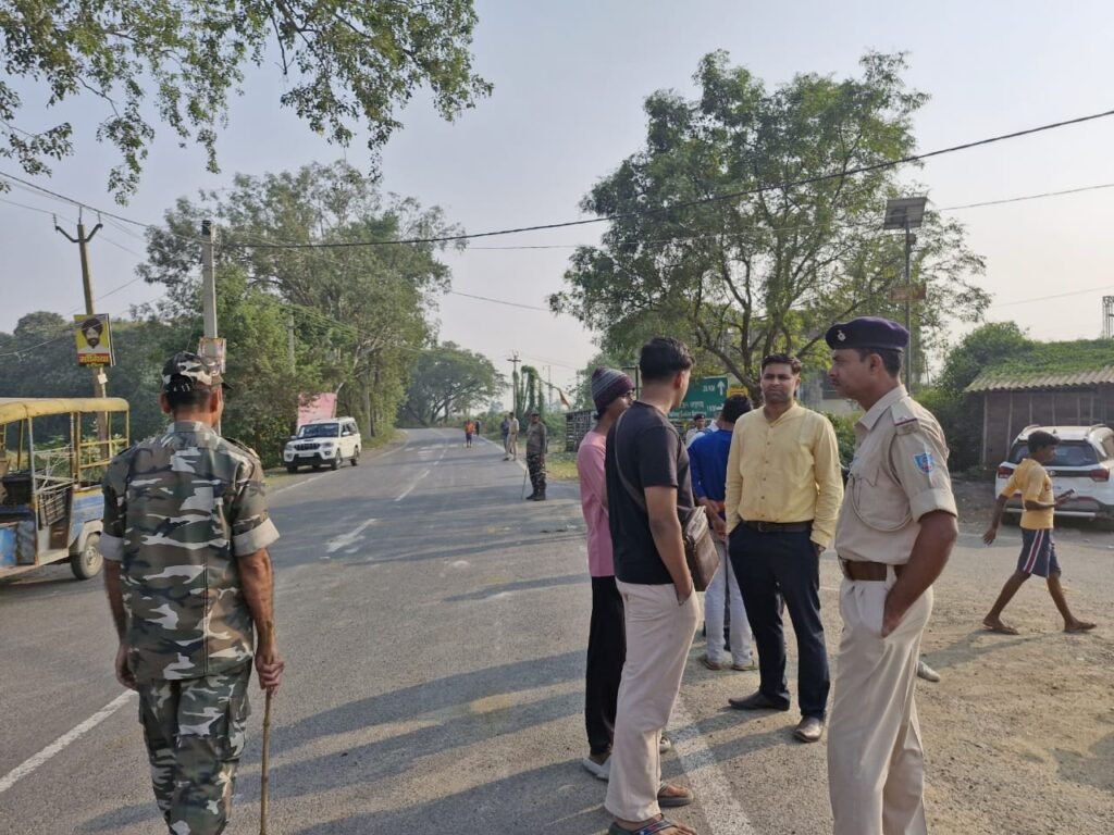 बरहरवा में सड़क सुरक्षा अभियान, 55 वाहनों की जांच — 32 चालकों से ₹56,500 जुर्माना वसूला