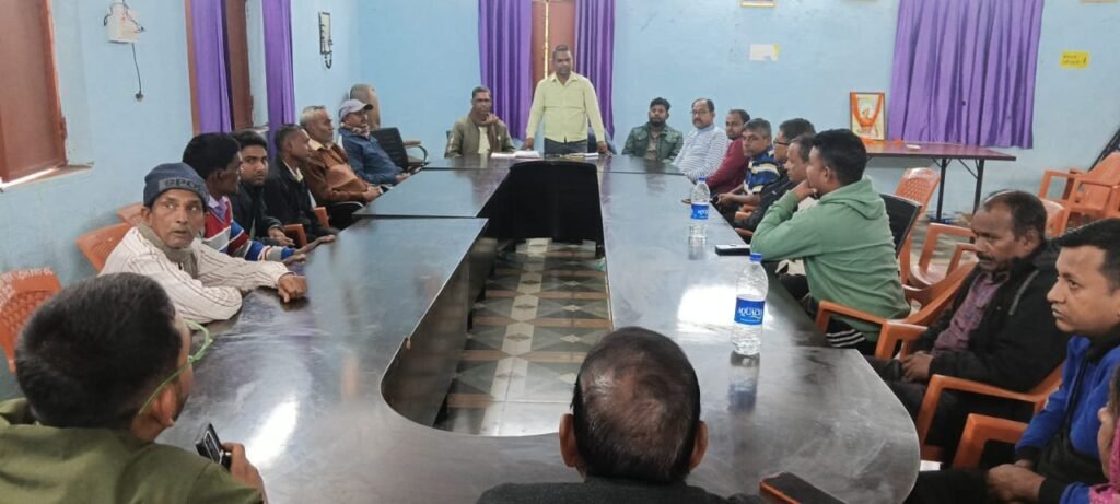 गोमिया:गैर-अधिग्रहित भूमि पर आईईएल का हस्तक्षेप,ग्रामीणों में भारी आक्रोश गोमिया:गैर-अधिग्रहित भूमि पर आईईएल का हस्तक्षेप,ग्रामीणों में भारी आक्रोश