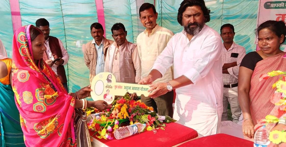 चार पंचायतों में सेवा के अधिकार कार्यक्रम का समापन चार पंचायतों में सेवा के अधिकार कार्यक्रम का समापन