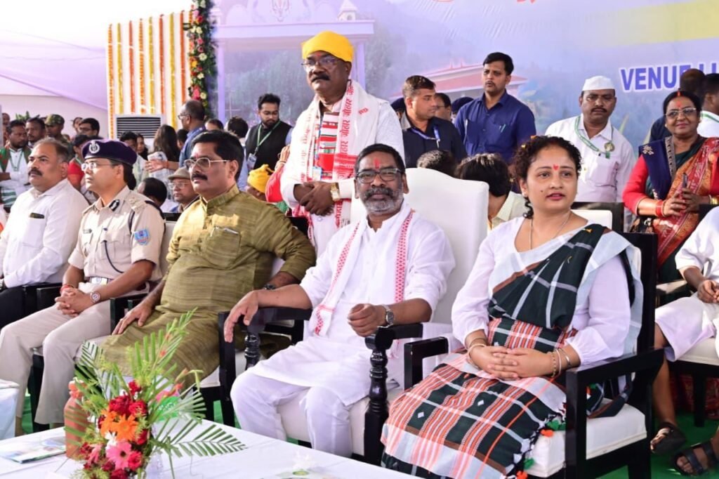 लुगुबुरू घँटाबाड़ी आदिवासी के लिए एक पवित्र धार्मिक धरोहर लुगुबुरू घँटाबाड़ी आदिवासी के लिए एक पवित्र धार्मिक धरोहर