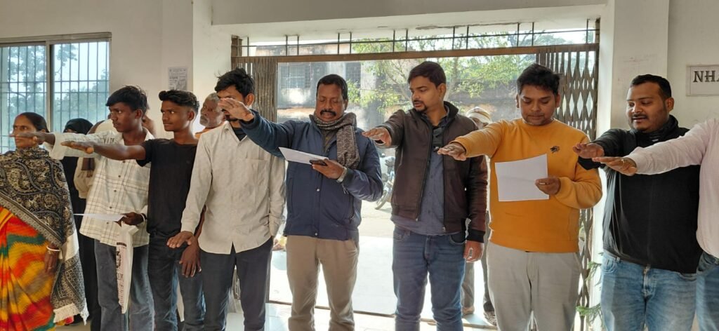 सतबरवा प्रखंड सह अंचल विकास पदाधिकारी ने चलाया नशा मुक्ति शपथ अभियान