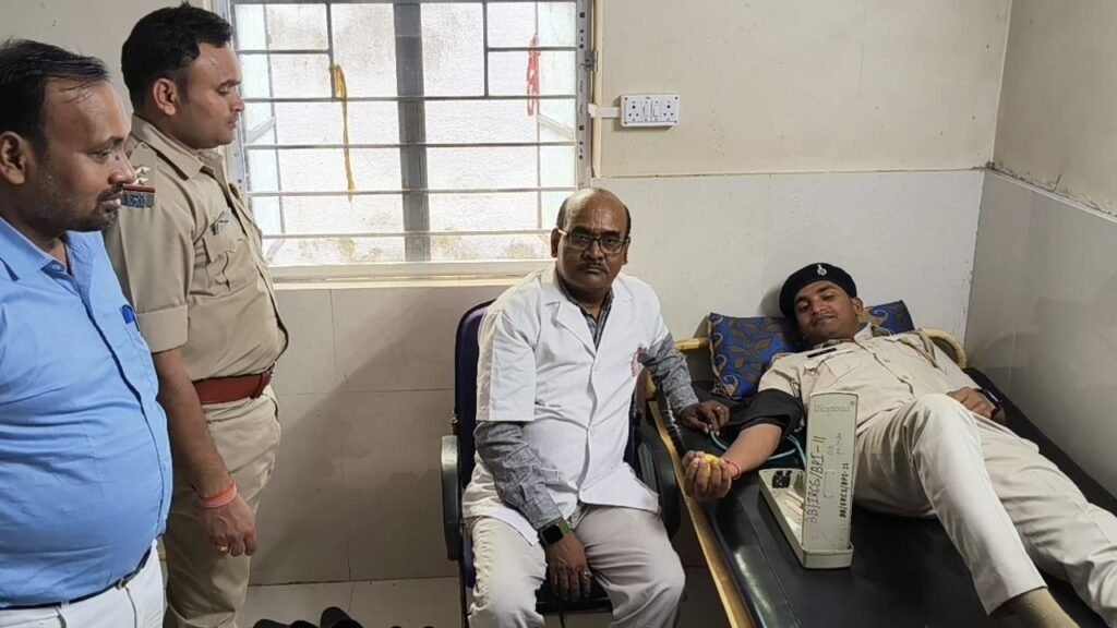 विश्व हिंदू परिषद एवं बजरंग दल गोमिया द्वारा रक्त दान शिविर का आयोजन