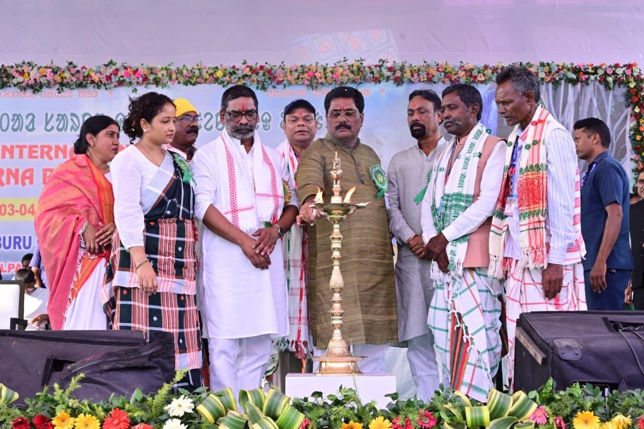 लुगुबुरू घँटाबाड़ी आदिवासी के लिए एक पवित्र धार्मिक धरोहर लुगुबुरू घँटाबाड़ी आदिवासी के लिए एक पवित्र धार्मिक धरोहर
