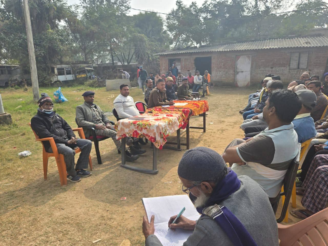 कांडी थाना में अपराध नियंत्रण को लेकर जनप्रतिनिधि, व्यवसायी और पुलिस की संयुक्त बैठक आयोजित