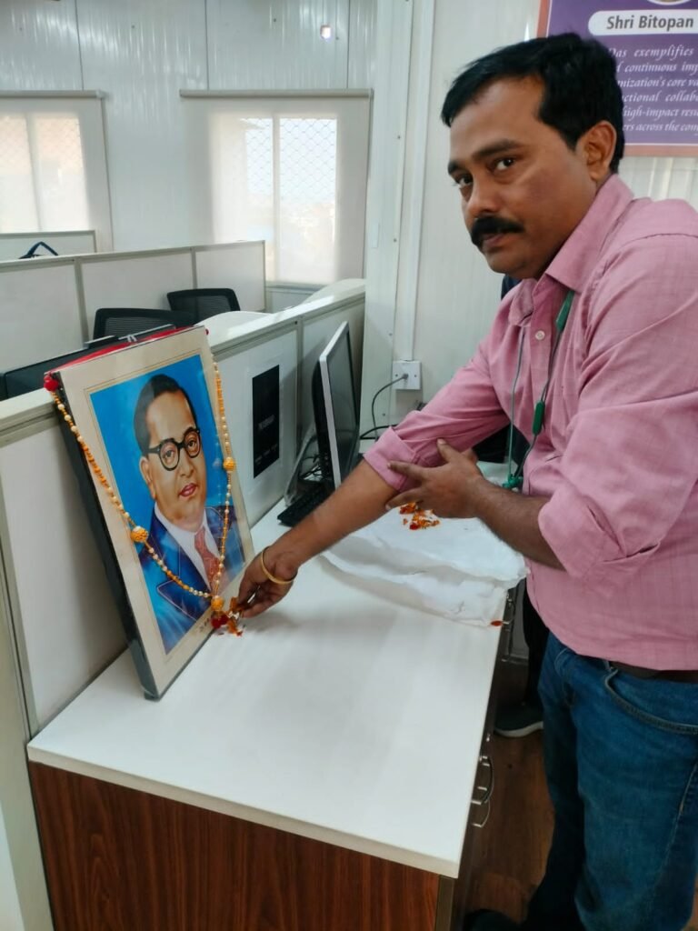 डीवीसी तुबेद कोयला खान में डॉ.भीमराव अंबेडकर की पुण्यतिथि मनाई गई डीवीसी तुबेद कोयला खान में डॉ.भीमराव अंबेडकर की पुण्यतिथि मनाई गई