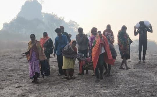 सड़क के अभाव में गर्भवती महिला की मौत, सिस्टम पर खड़े हुए गंभीर सवाल
