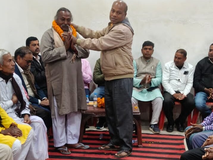 झारखंड प्रजापति कुम्हार महासंघ के बैनर तले लातेहार में बैठक संपन्न