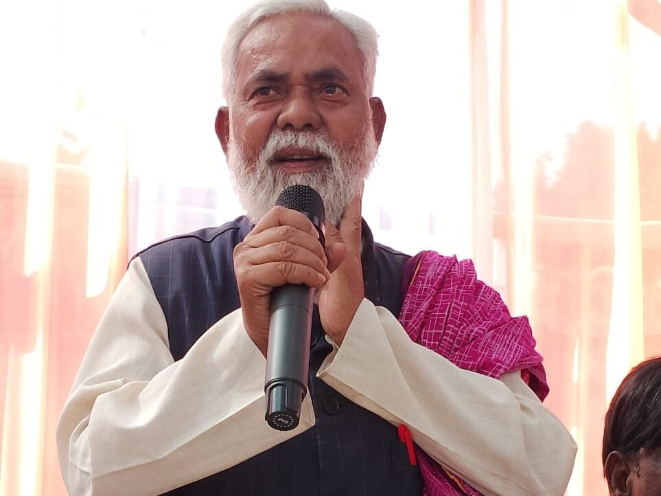 माकपा नेता व किसान आंदोलन के अग्रणी योद्धा कामरेड श्याम सुंदर महतो का निधन माकपा नेता व किसान आंदोलन के अग्रणी योद्धा कामरेड श्याम सुंदर महतो का निधन