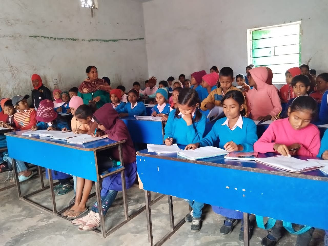प्रखंड में अर्द्ध वार्षिक परीक्षा शुरू प्रखंड में अर्द्ध वार्षिक परीक्षा शुरू