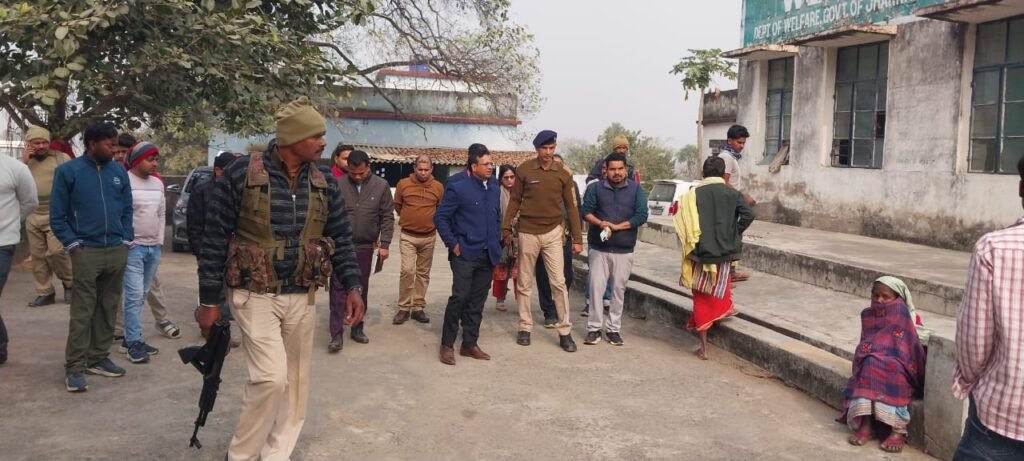 उपायुक्त ने बांझी आवासीय विद्यालय के जर्जर भवन का लिया जायजा उपायुक्त ने बांझी आवासीय विद्यालय के जर्जर भवन का लिया जायजा