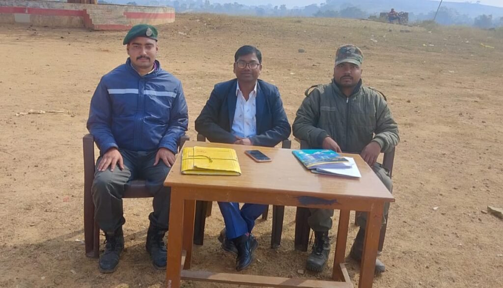 घाघरा मोंटेसरी पैराडाइज एकेडमी में स्काउट एंड गाइड का एकदिवसीय प्रशिक्षण शिविर आयोजित घाघरा मोंटेसरी पैराडाइज एकेडमी में स्काउट एंड गाइड का एकदिवसीय प्रशिक्षण शिविर आयोजित