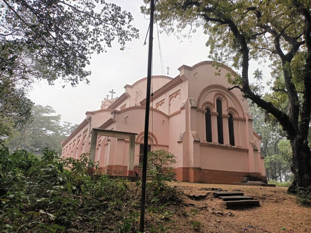 क्रिसमस को लेकर तालझारी में उल्लास, सीएनआई चर्च में भव्य सजावट, 25 दिसंबर से 1 जनवरी तक होंगे कार्यक्रम