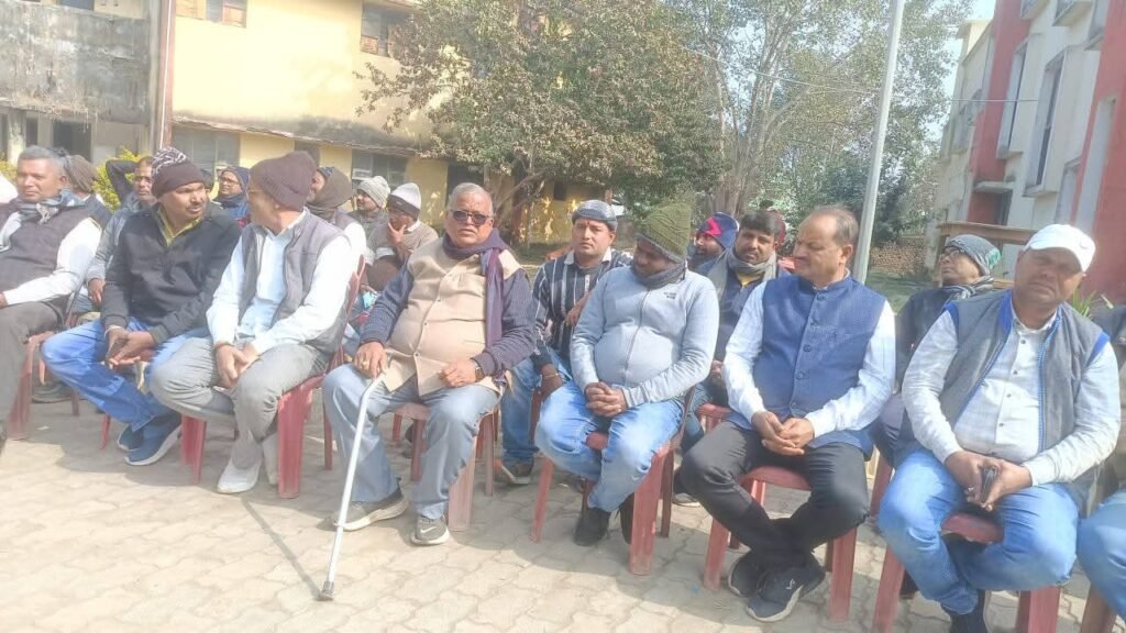 रंका थाना में अपराध नियंत्रण बैठक, सीसीटीवी लाइट और नाइट वॉचमैन व्यवस्था पर जोर रंका थाना में अपराध नियंत्रण बैठक, सीसीटीवी लाइट और नाइट वॉचमैन व्यवस्था पर जोर